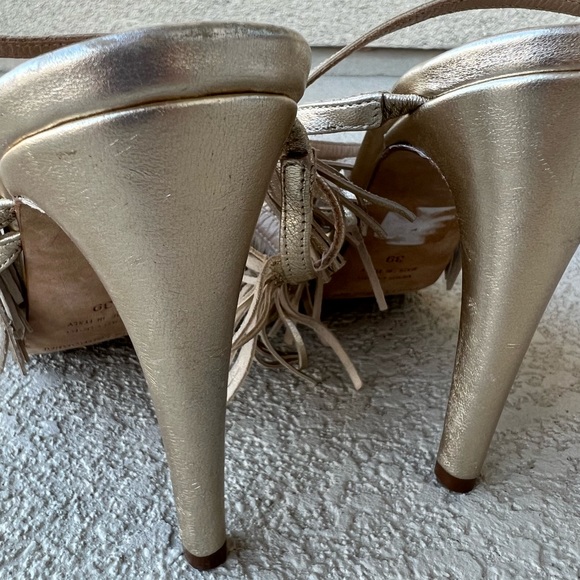 Perla Formentini Allegra Gold Platino Fringe Leather Heels Size 39 - Picture 5 of 11